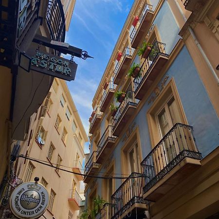 Be Happy Estudio Malaga Exterior photo